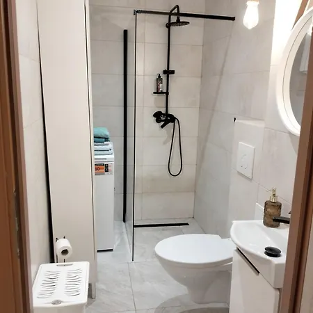 Apartmán Night Host Trzebnicka 84 Free Parking *